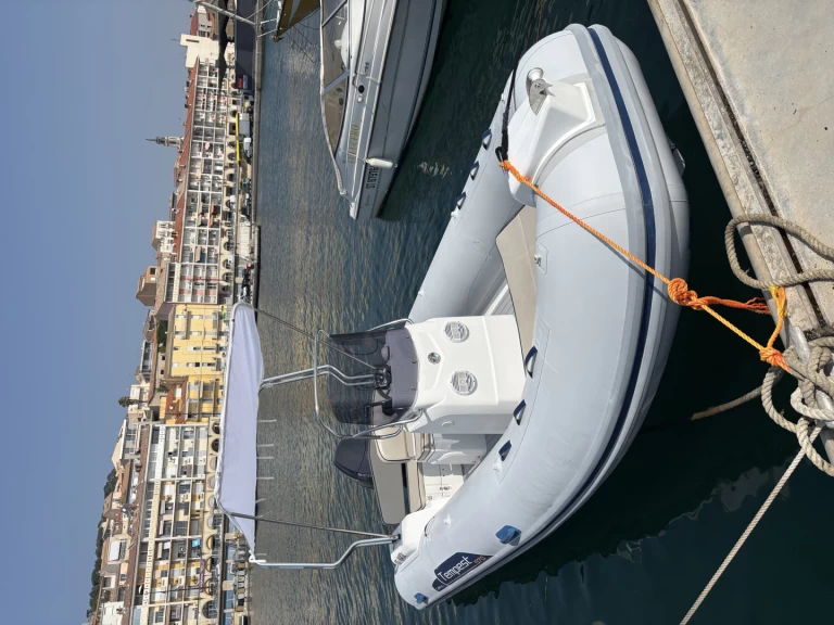 RIB rental in Sète - Capelli Tempest 570