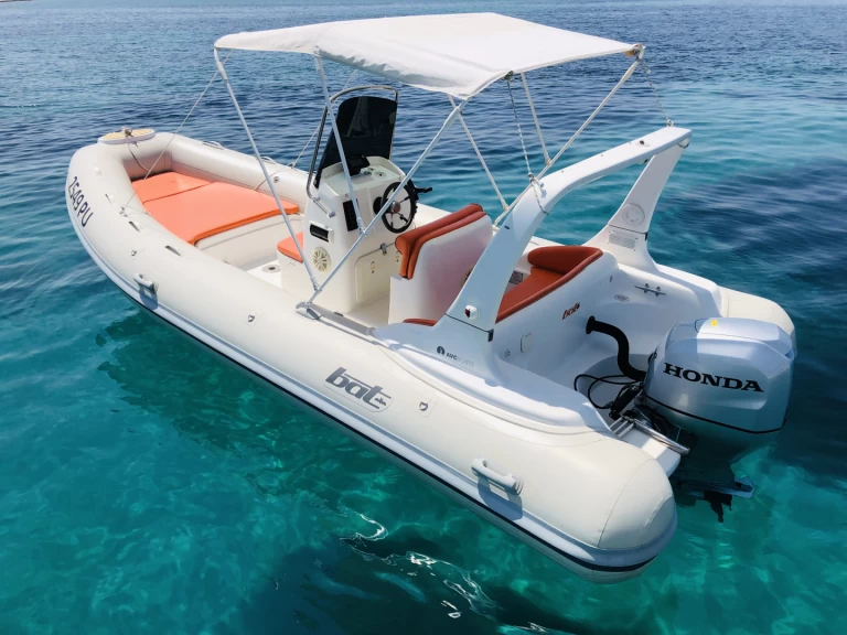 Yacht charter Medulin cheap Pacific