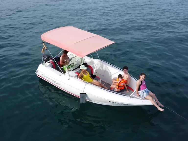 Quicksilver Quicksilver 500 Commander in Torrevieja on SamBoat