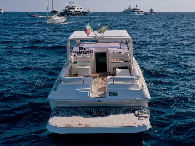 Yacht charter Castellammare di Stabia cheap 42