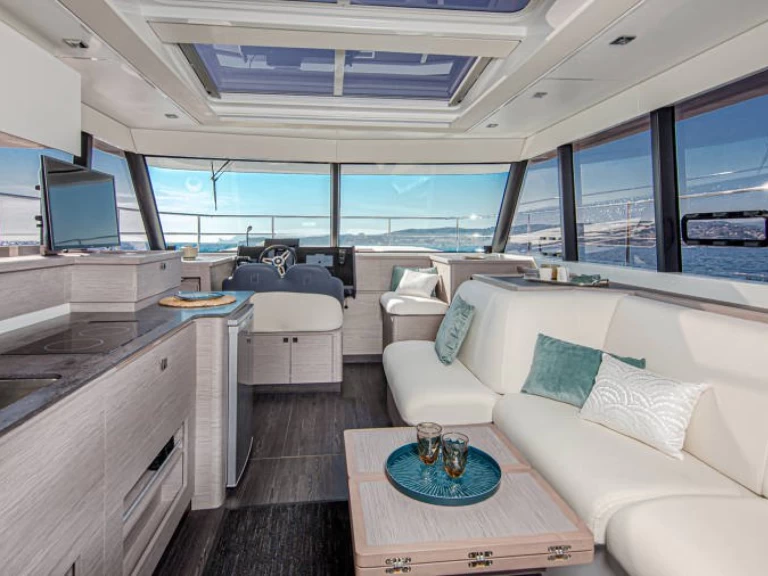 Bareboat Rental Motorboat Fountaine Pajot with a boat licence