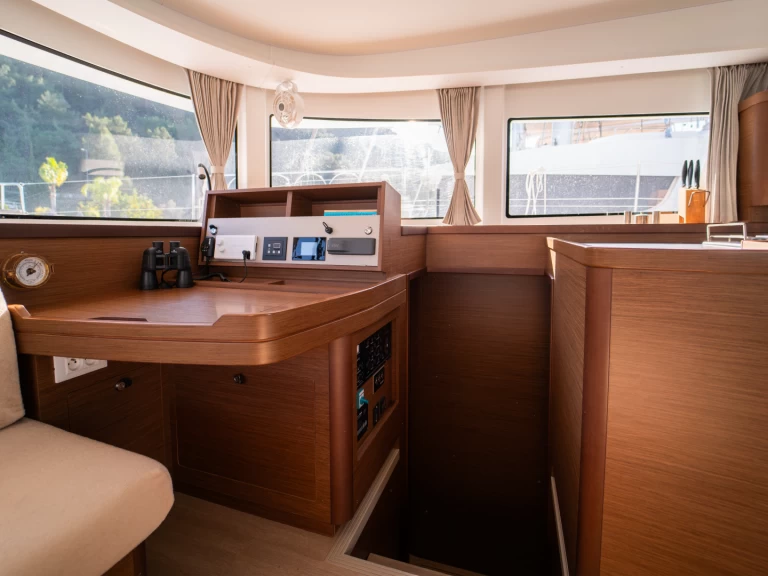 Lagoon Lagoon 42 in Marmaris on SamBoat