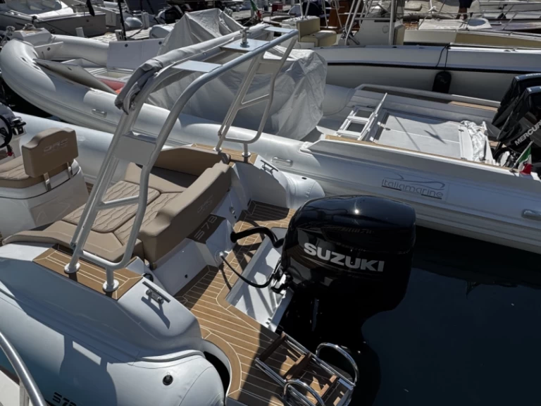 RIB for rent Naples at the best price