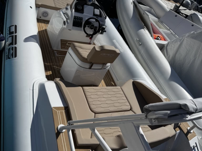 Oromarine Oromarine S-78 charter bareboat or captained in  Naples