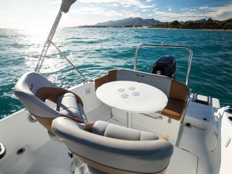 Motorboat rental in Ajaccio - Bénéteau Flyer 6 SUNdeck