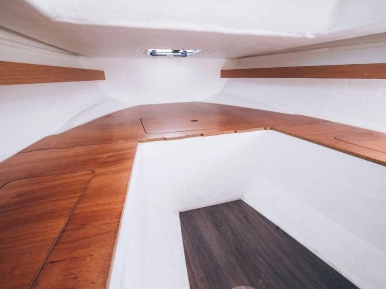 Motorboat rental with or without captain Bénéteau Ajaccio