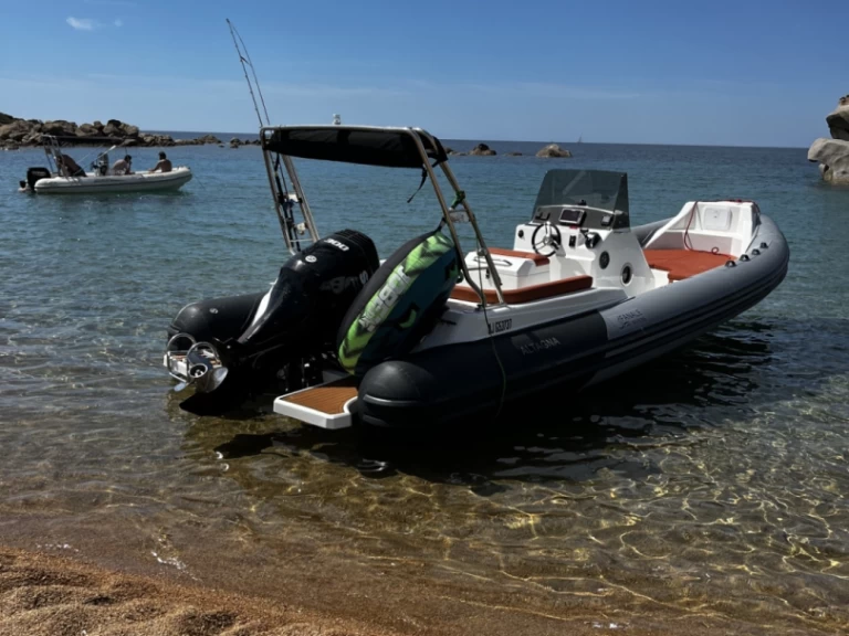 Fanale marine  ALTAGNA 800 in Campomoro on SamBoat