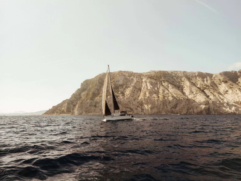 Rent a Jeanneau Sun Odyssey 43 DS Portoferraio