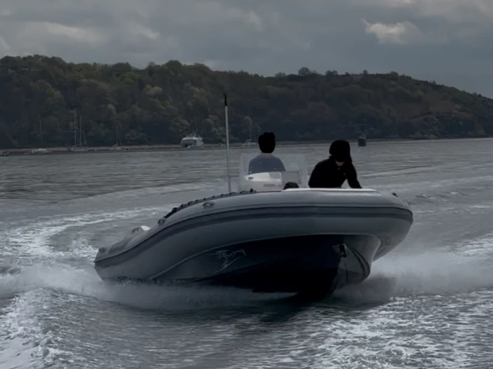 Boat rental Kelt Sea Hawk 225 in France on Samboat