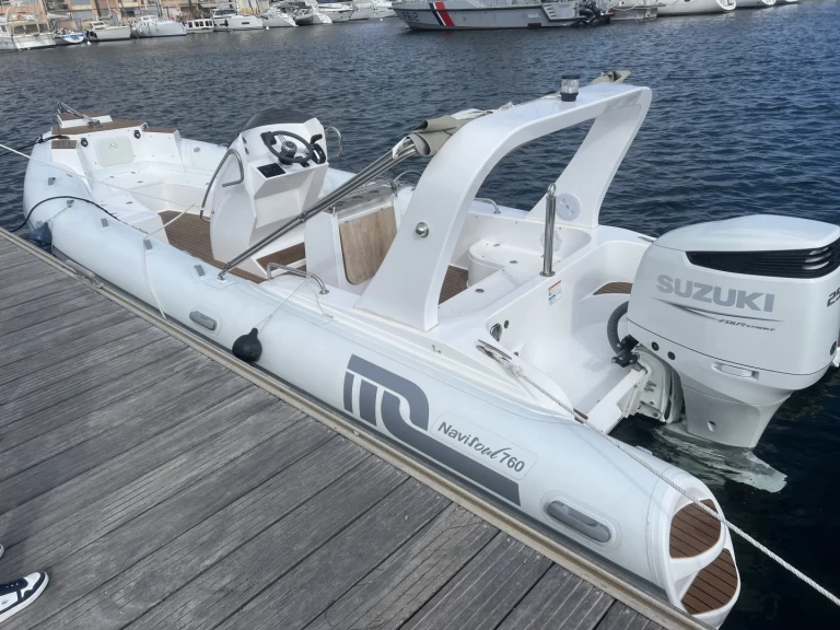 RIB rental with or without captain Navis 33 Le Cap d'Agde