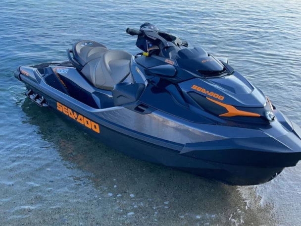 Sea-Doo GTX 130 charter bareboat or captained in  Les Issambres