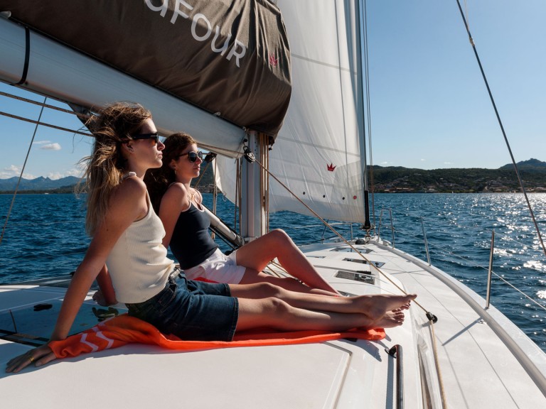 Boat rental Dufour Dufour 470 in Cannigione on Samboat