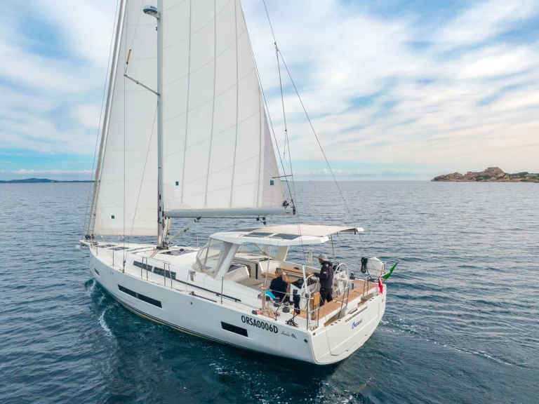 Sailboat rental with or without captain Hanse Cannigione
