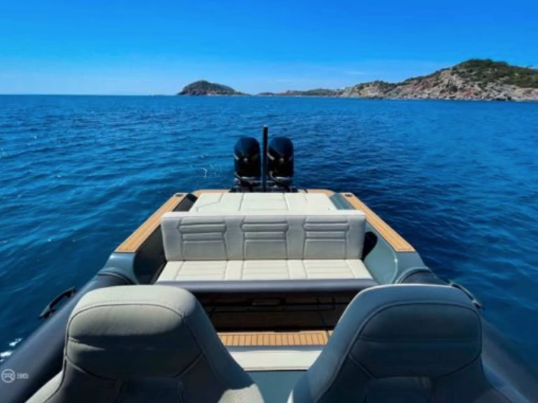 Motorboat rental with or without captain  Lagonisí