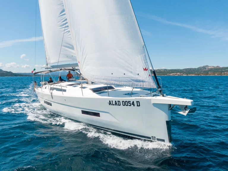 Dufour Dufour 530 in Cannigione on SamBoat