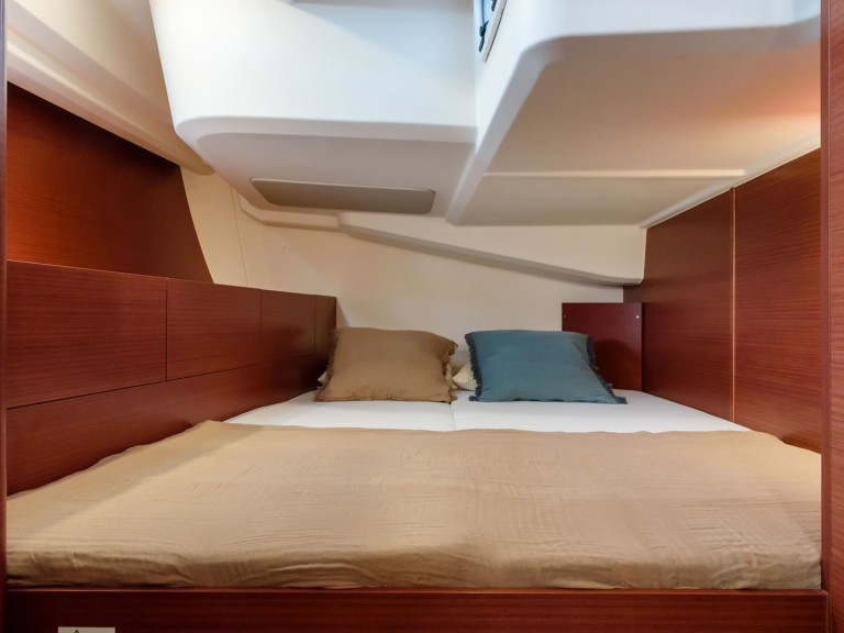 Rent a Hanse Hanse 508 Cannigione