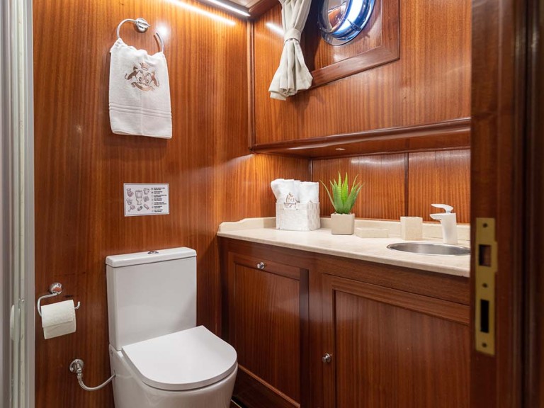 Sailboat rental in Split -  Gulet Smart Spirit