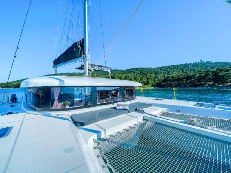 Bareboat Rental Catamaran Lagoon with a boat licence