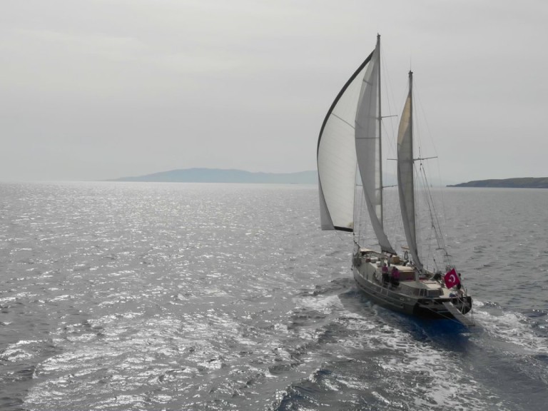 Sailboat for rent Bodrum at the best price