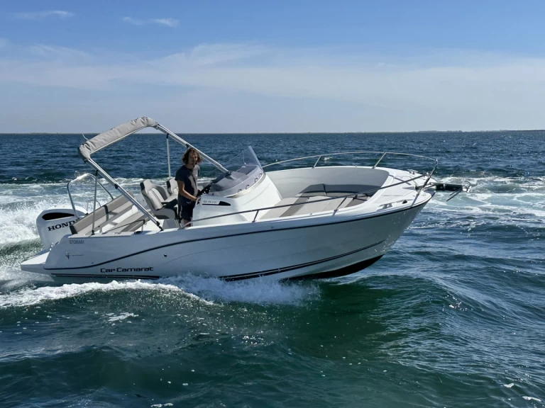 Motorboat rental with or without captain Jeanneau Mèze