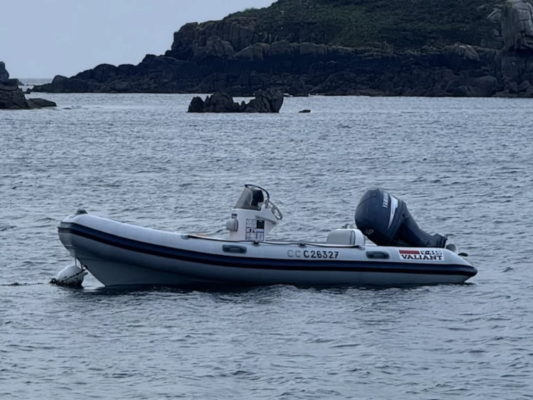 Valiant Valiant 450 Sport in Paimpol on SamBoat