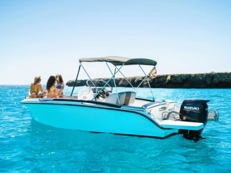 Bareboat Rental Motorboat BMA with a boat licence
