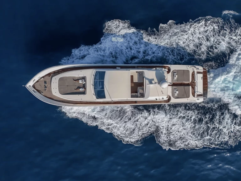 Boat rental Leopard Leopard 27M in Golfe-Juan on Samboat