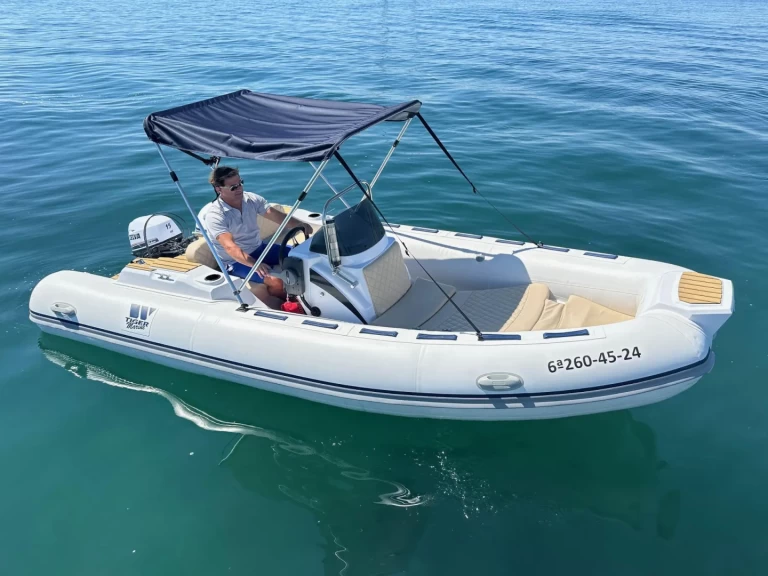Motorboat rental in Can Picafort - Tiger Marine 480
