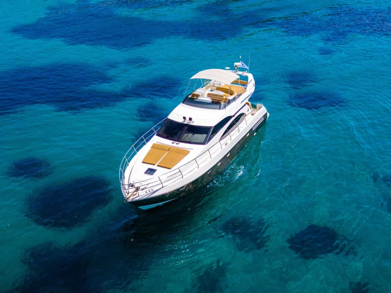 Bareboat Rental Motorboat Azimut with a boat licence