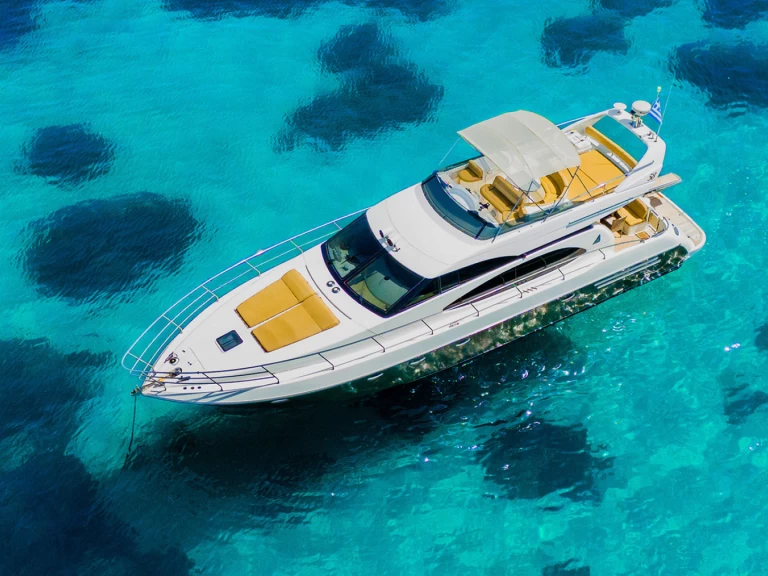 Azimut Azimut 58 charter bareboat or captained in  Órmos Bay