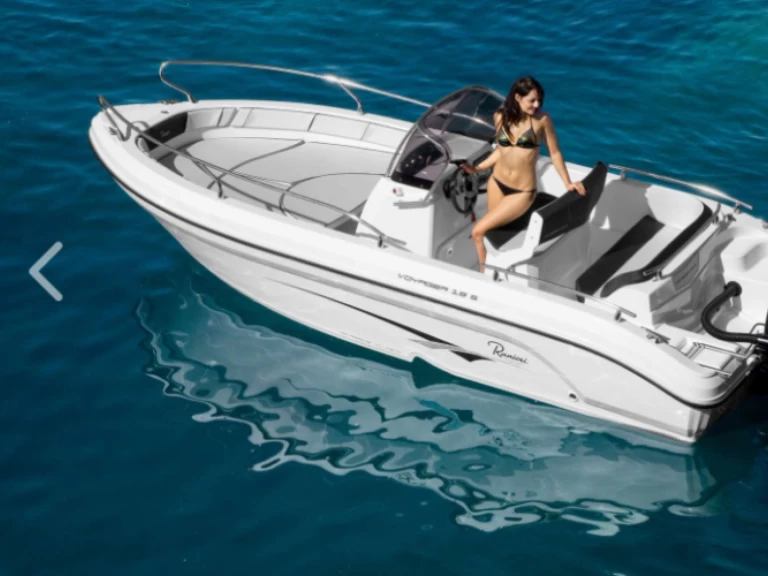 Motorboat rental with or without captain Ranieri Fréjus