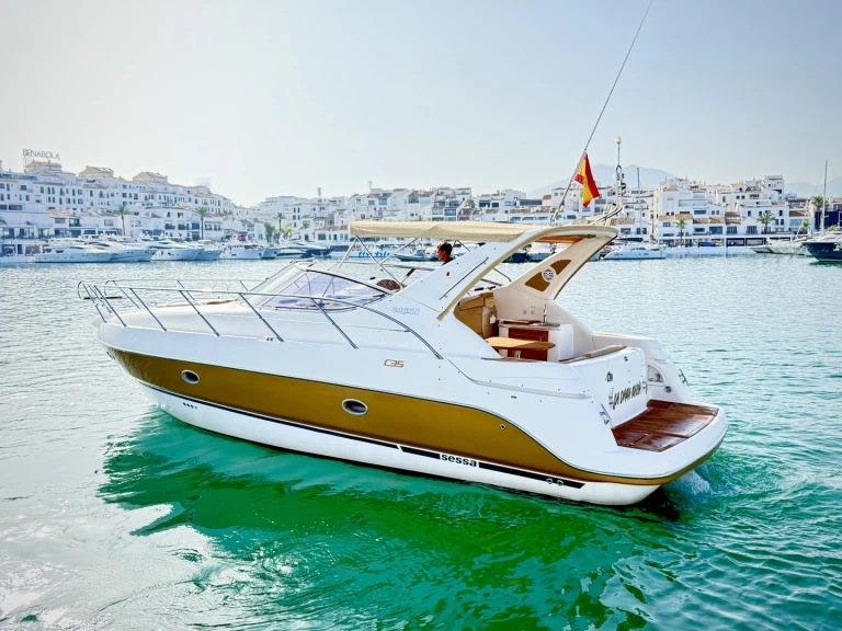 Yacht charter Puerto Banús cheap C35