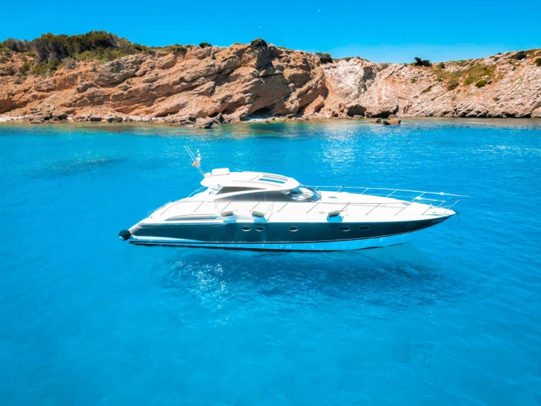 Luxury Yacht for rent Mahón at the best price
