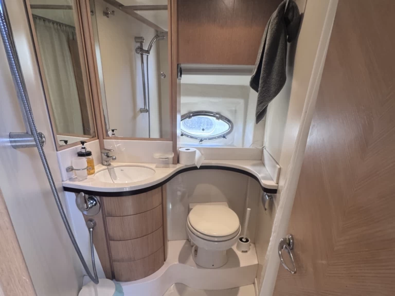 Astondoa Astondoa 44 Fly in Puerto Banús on SamBoat