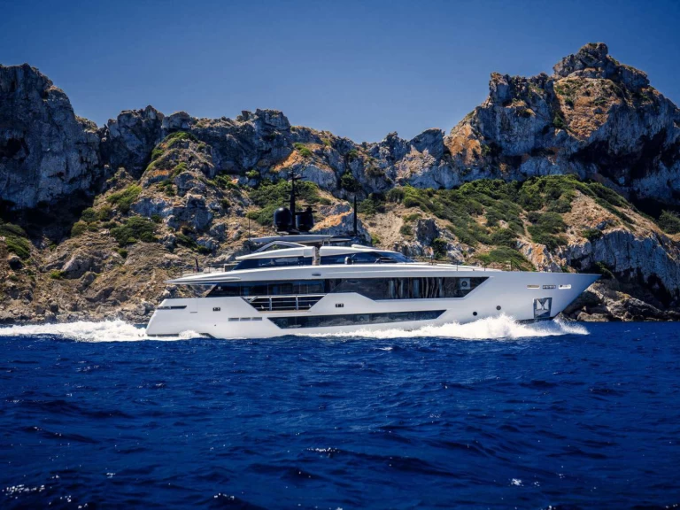 Ferretti Custom Line 106 in Ibiza Town on SamBoat