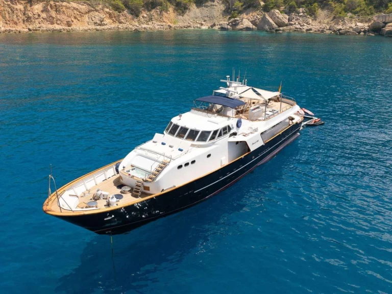 Yacht charter Ibiza Town cheap Lagoon 630 Motor Yacht