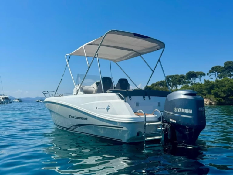 Motorboat for rent Golfe-Juan at the best price