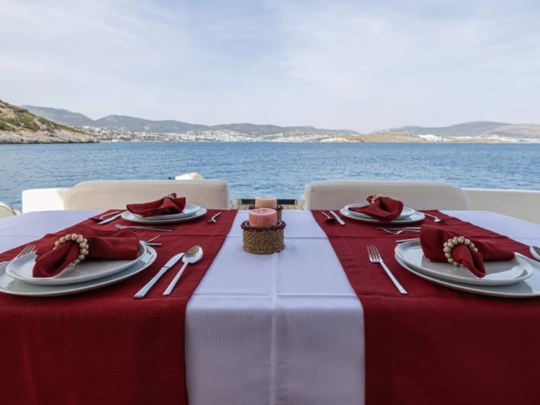 Boat rental Azimut-55 2015 in Bodrum harbour on Samboat