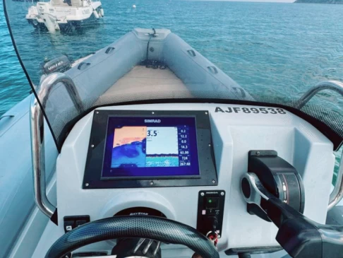 Motorboat for rent Bonifacio at the best price