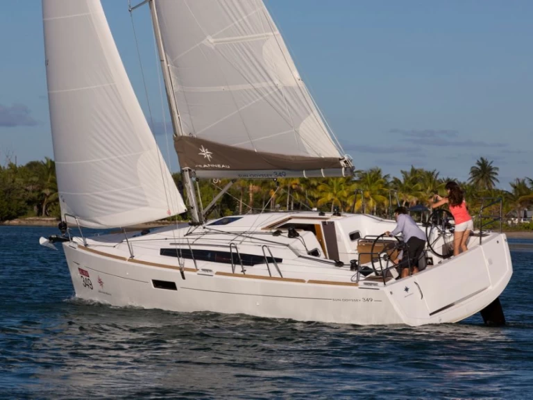 Sailboat rental in Lefkáda - Jeanneau Sun Odyssey 349
