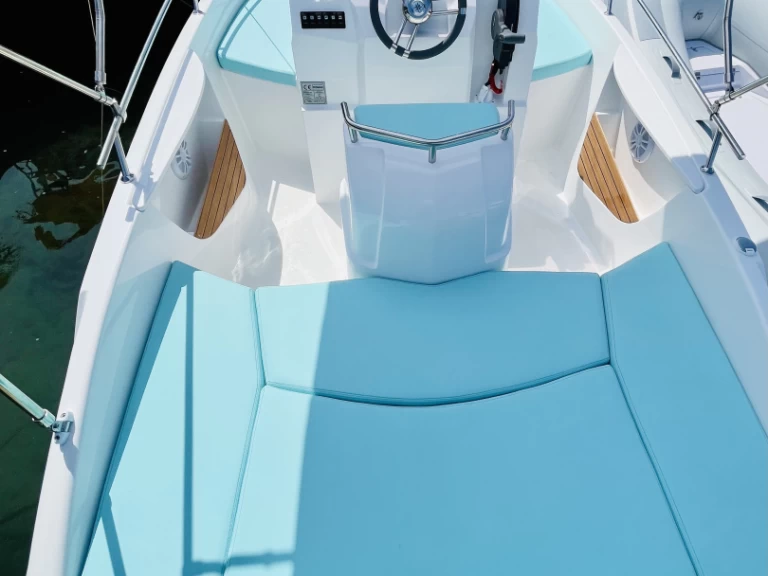 Boat rental Romar Bermuda 570 in Ischia on Samboat