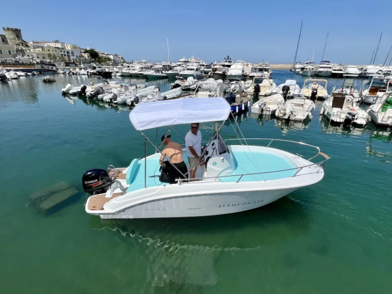 Motorboat for rent Ischia at the best price