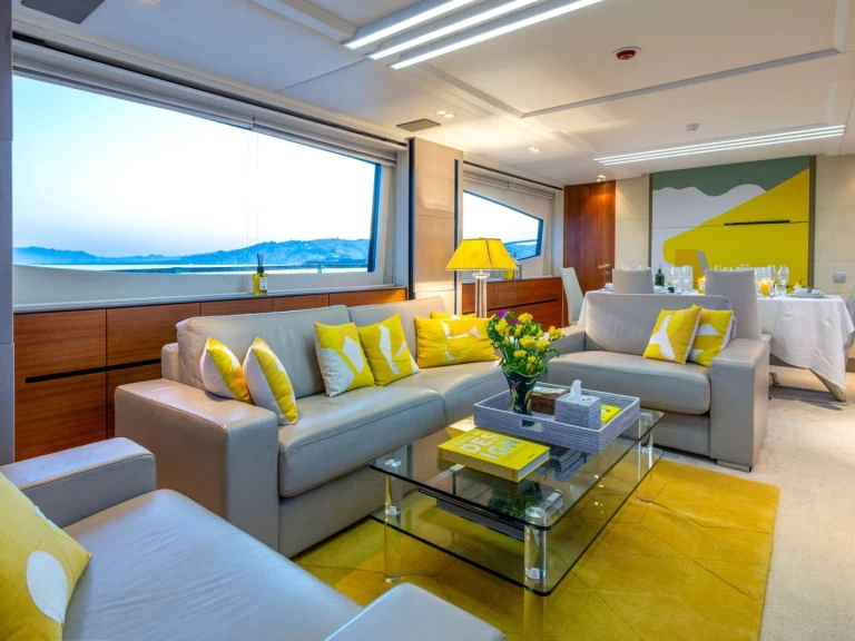 Peri Yachts Quantum in Cannes on SamBoat