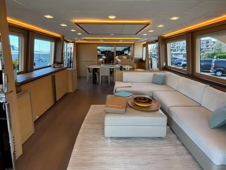 Bareboat Rental Luxury Yacht MonteCarloYachts with a boat licence