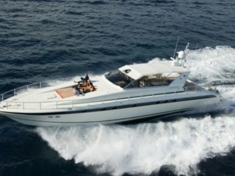 Luxury Yacht for rent Nassau at the best price