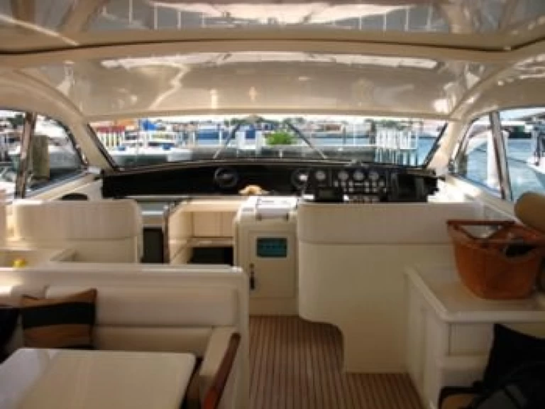 Boat rental Leopard DARE TO DREAM in Nassau on Samboat