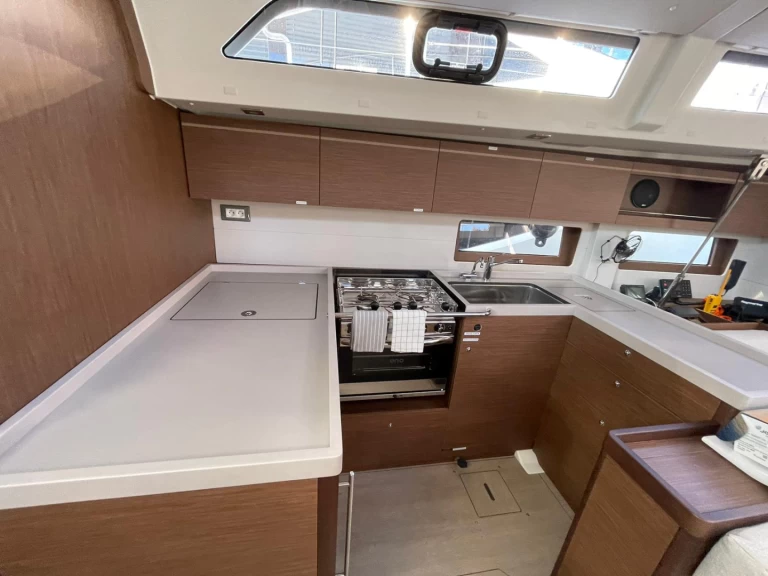 Yacht charter Palmeira cheap Oceanis 51.1