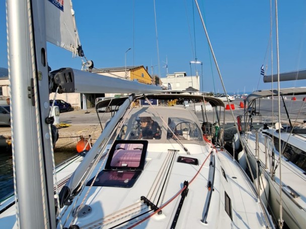 Rent a Bavaria Cruiser 40 Volos