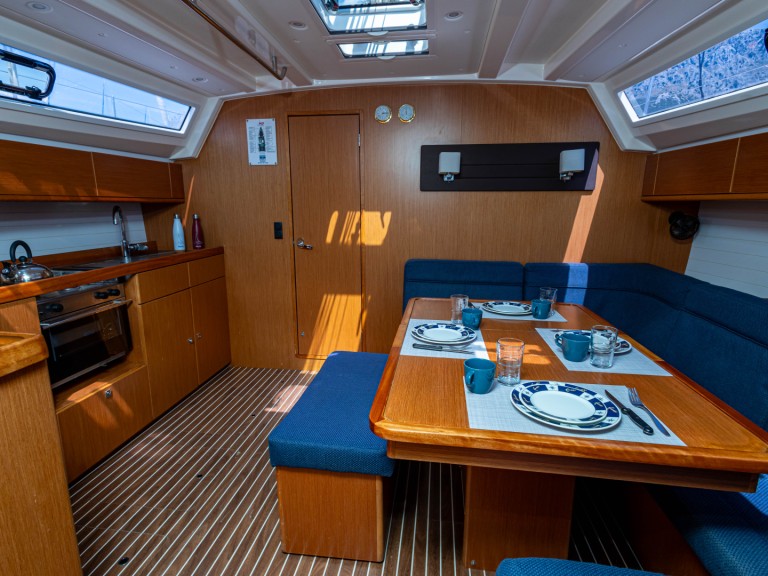 Sailboat rental in Pálairos - Bavaria Cruiser 46