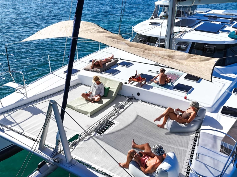 Yacht charter Trellis Bay cheap AWATEA